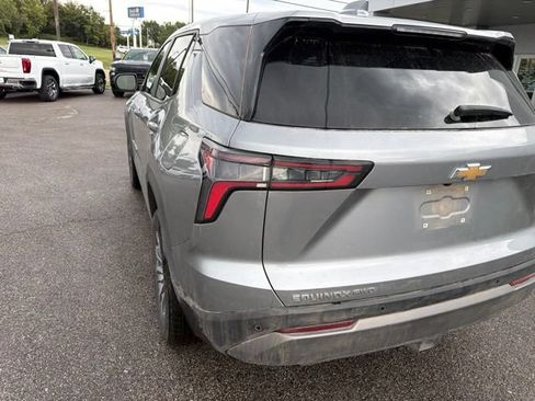 Used 2026 Chevrolet Equinox LT AWD/4WD image 21
