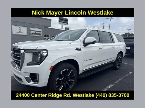 Used 2022 GMC Yukon XL SLT w/ SLT Premium Package AWD/4WD image 1