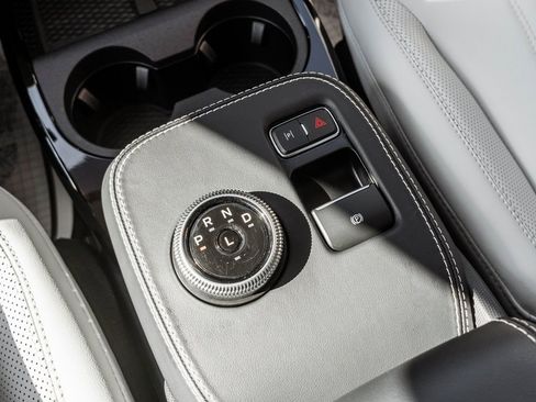 Used 2023 Ford Mustang Mach-E Premium image 24