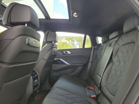 New 2026 BMW X6 xDrive40i image 12