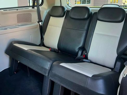 Used 2010 Chrysler Town & Country Touring Plus w/ Safetytec Group FWD image 50