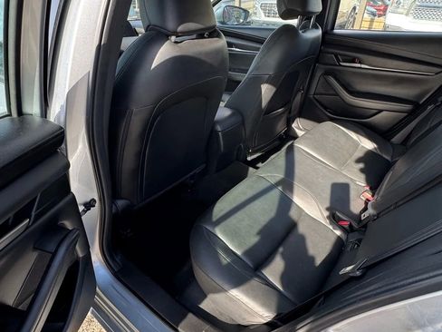 Used 2020 MAZDA MAZDA3 Select Sedan 4D image 12