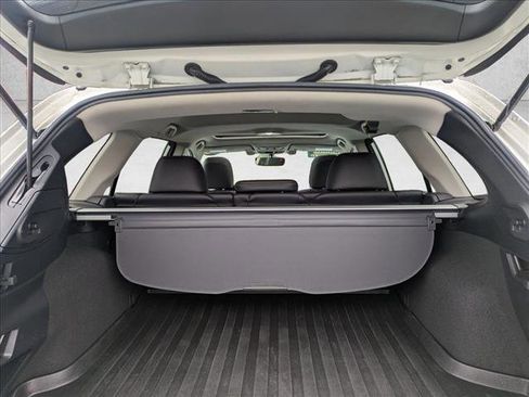 Used 2018 Subaru Outback 3.6R Limited image 6