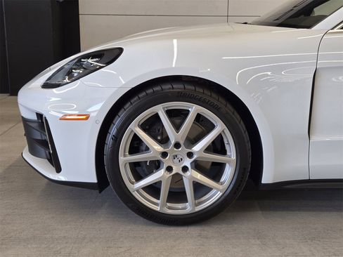 New 2025 Porsche Panamera image 10