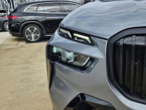 Used 2026 BMW X7 xDrive40i image 10