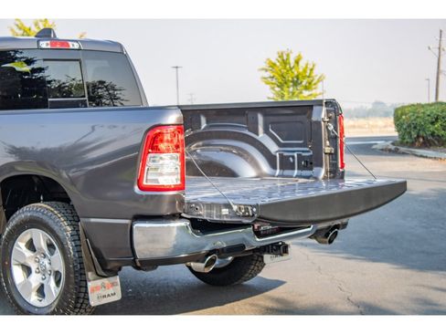 Used 2023 RAM 1500 Big Horn AWD/4WD image 10