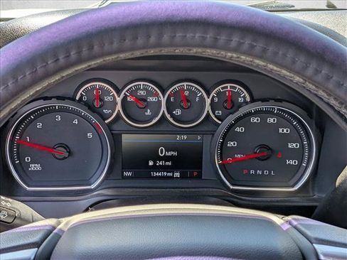Used 2020 Chevrolet Silverado 2500 LT w/ Convenience Package AWD/4WD image 10