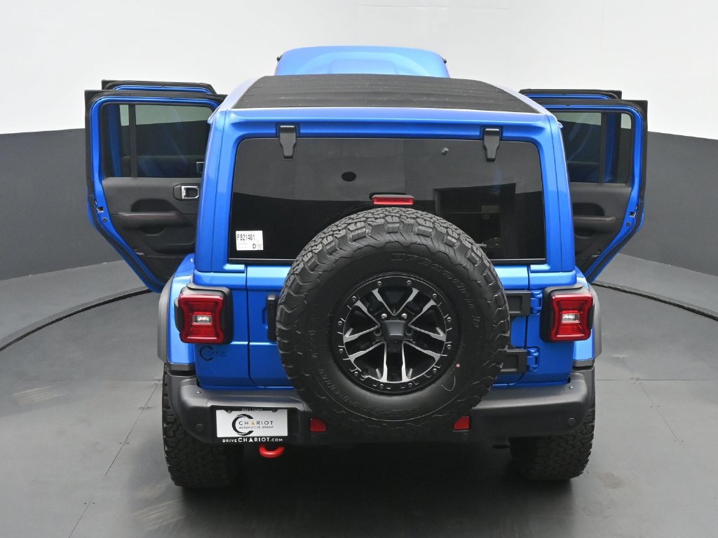 Used 2025 Jeep Wrangler Unlimited Rubicon AWD/4WD image 65
