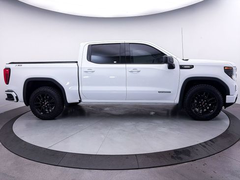 Used 2025 GMC Sierra 1500 Elevation w/ X31 Off-Road Package AWD/4WD image 40