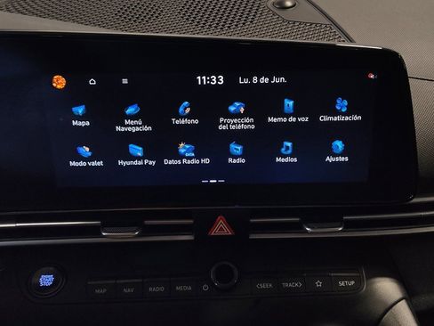 Used 2023 Hyundai Elantra Limited FWD image 25