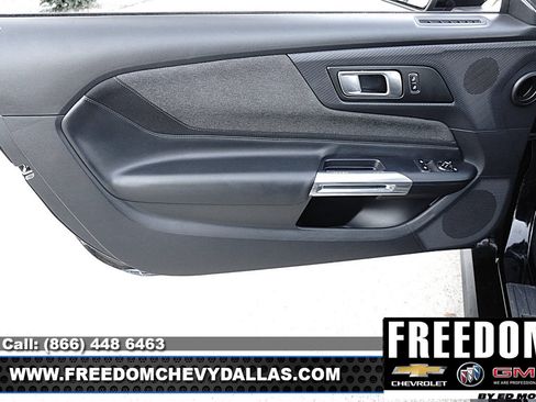 Used 2025 Ford Mustang Coupe RWD image 29
