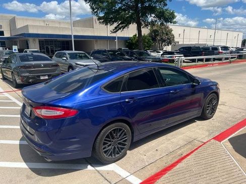 Used 2013 Ford Fusion SE FWD image 5
