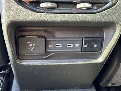 New 2026 Jeep Grand Cherokee Limited AWD/4WD image 9