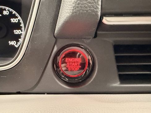 Used 2024 Honda Pilot LX image 31