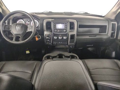 Used 2022 RAM 1500 Tradesman w/ Chrome Appearance Group image 2