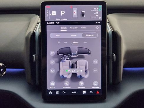 New 2026 Volvo EX30 Plus image 17