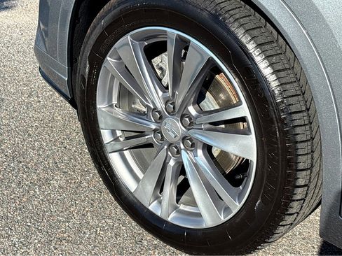 Used 2023 Cadillac XT6 Premium Luxury FWD image 20