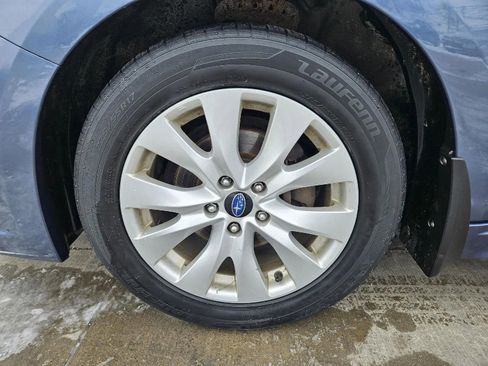 Used 2016 Subaru Legacy 2.5i Premium image 9
