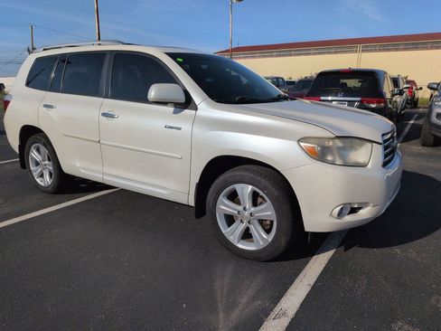 Used 2010 Toyota Highlander Limited AWD/4WD image 7
