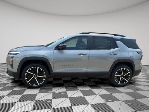 New 2026 Chevrolet Equinox RS w/ Convenience Package III FWD image 2