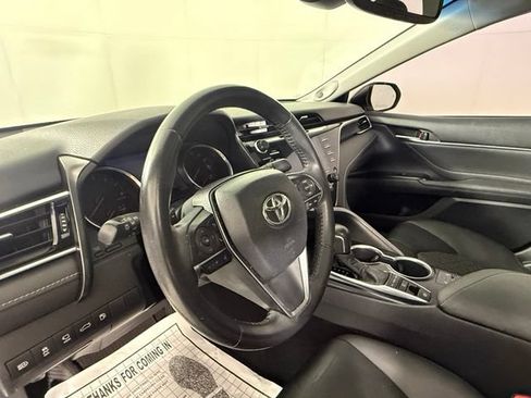Used 2018 Toyota Camry XSE w/ Driver Assist Package FWD image 17