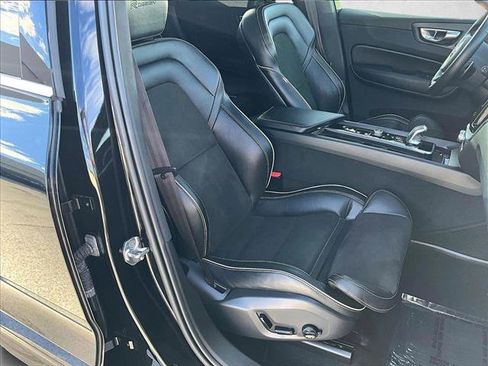 Used 2019 Volvo XC60 T8 R-Design w/ Protection Package Premier image 9