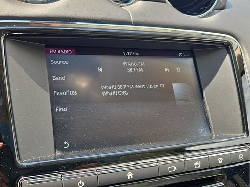 Used 2017 Jaguar XJ L Portfolio AWD/4WD image 15