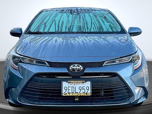 Used 2020 Toyota Corolla LE image 3