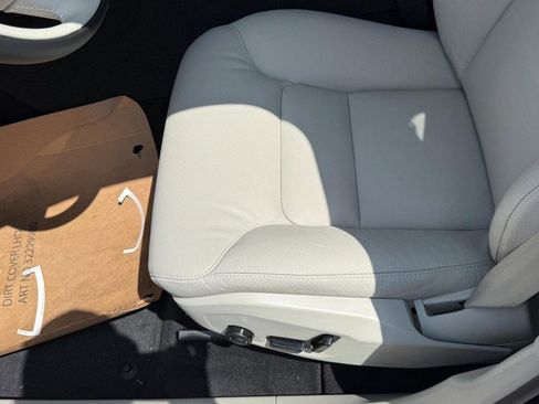 New 2025 Volvo XC60 T8 Plus w/ Protection Package Premier image 11