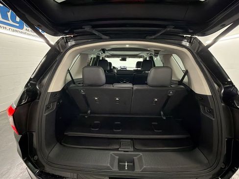 Used 2023 Honda Pilot Touring image 26