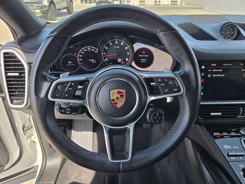 Used 2022 Porsche Cayenne Coupe AWD/4WD image 15