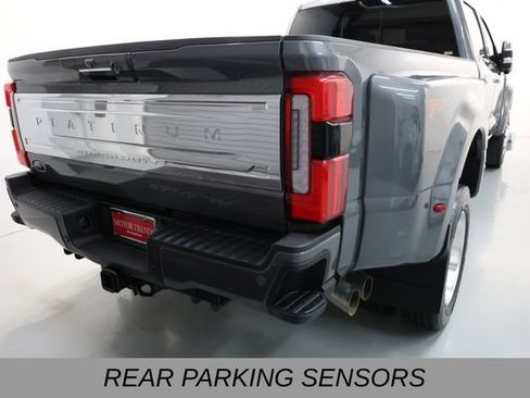 Used 2023 Ford F450 Platinum w/ FX4 Off-Road Package AWD/4WD image 31