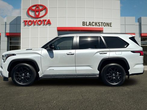 Certified 2026 Toyota Sequoia Limited w/ Tow Technology Package AWD/4WD image 6