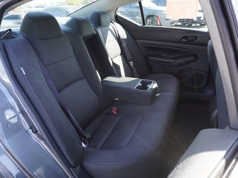 Certified 2025 Nissan Altima 2.5 SV FWD image 9