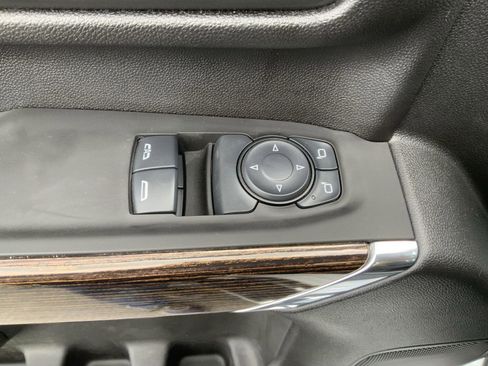 Used 2025 GMC Sierra 2500 SLE w/ SLE Convenience Package image 22