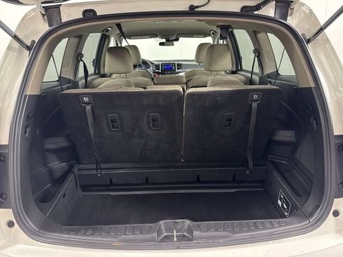 Used 2019 Honda Pilot LX image 33