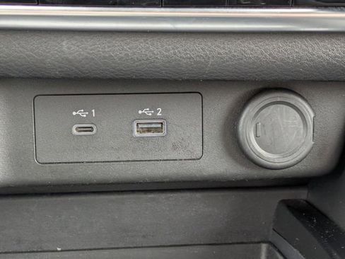 Used 2023 Nissan Rogue SV FWD image 23