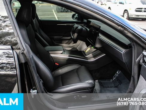 Used 2021 Tesla Model S Plaid image 21
