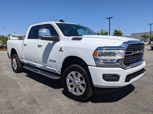 Used 2023 RAM 2500 Laramie AWD/4WD image 13