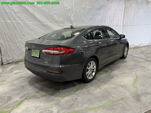 Used 2020 Ford Fusion SE FWD image 8