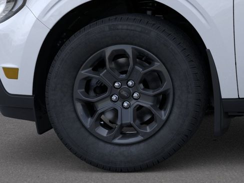 New 2025 Ford Maverick XLT w/ XLT Luxury Package FWD image 20