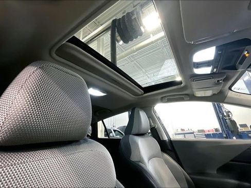 Used 2024 Subaru Crosstrek 2.0i Premium image 22