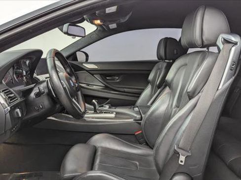 Used 2017 BMW M6 Coupe image 9