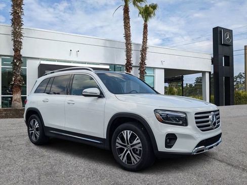 New 2025 Mercedes-Benz GLB 250 image 1