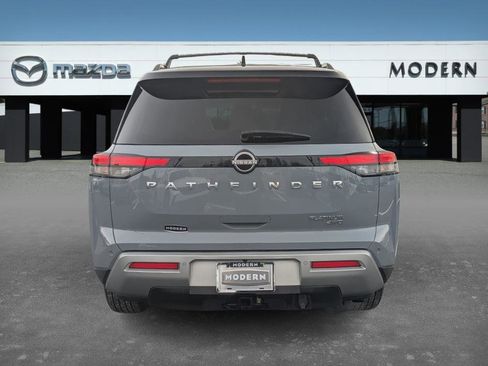 Used 2023 Nissan Pathfinder Platinum w/ Lighting Package (N93) image 6