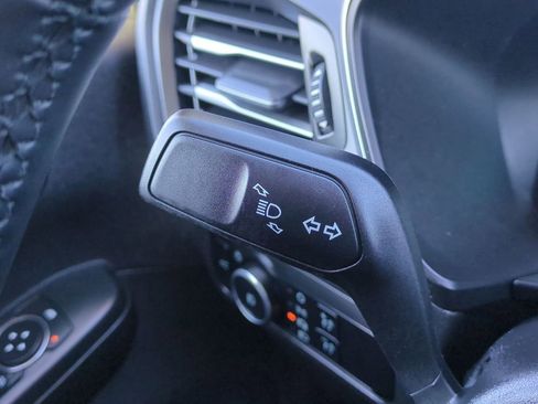 Used 2024 Ford Escape Platinum image 26