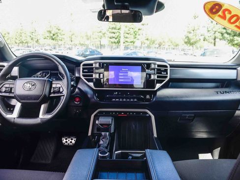Certified 2026 Toyota Tundra SR5 w/ TRD Off-Road Package AWD/4WD image 15