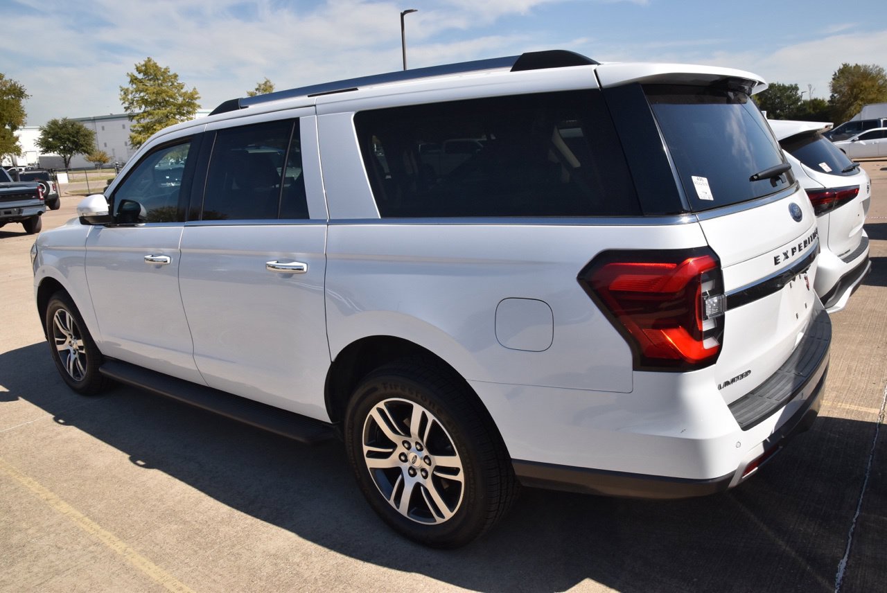 Used 2024 Ford Expedition Max Limited RWD image 8