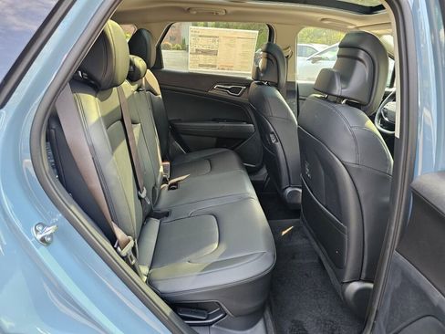 New 2026 Kia Sportage EX w/ EX Panoramic Sunroof Package image 28
