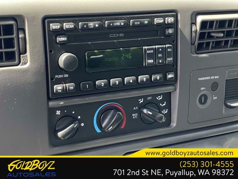 Used 2003 Ford F250 2WD SuperCab Super Duty image 26